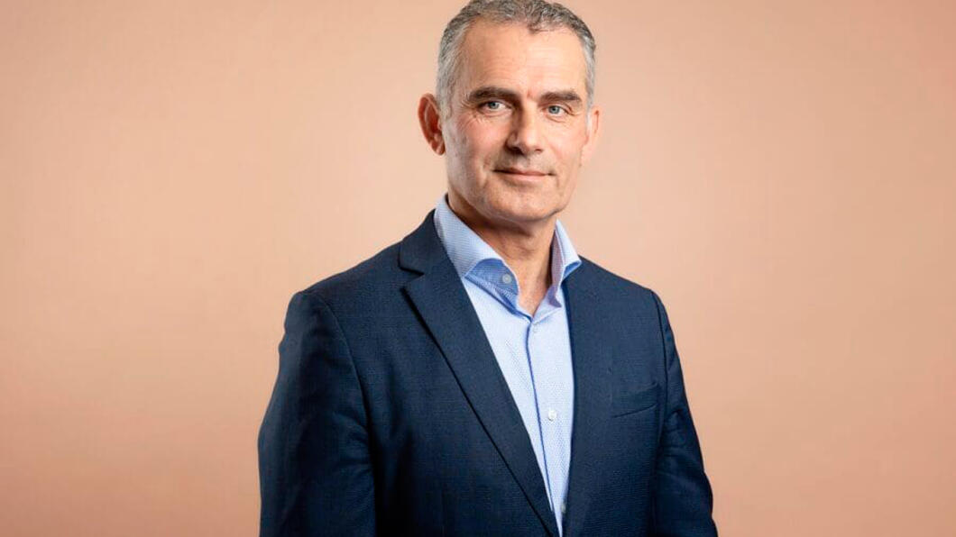 Tom van der Lee spreekt op woensdag 15 november 2023 over “vertrouwen in de overheid”